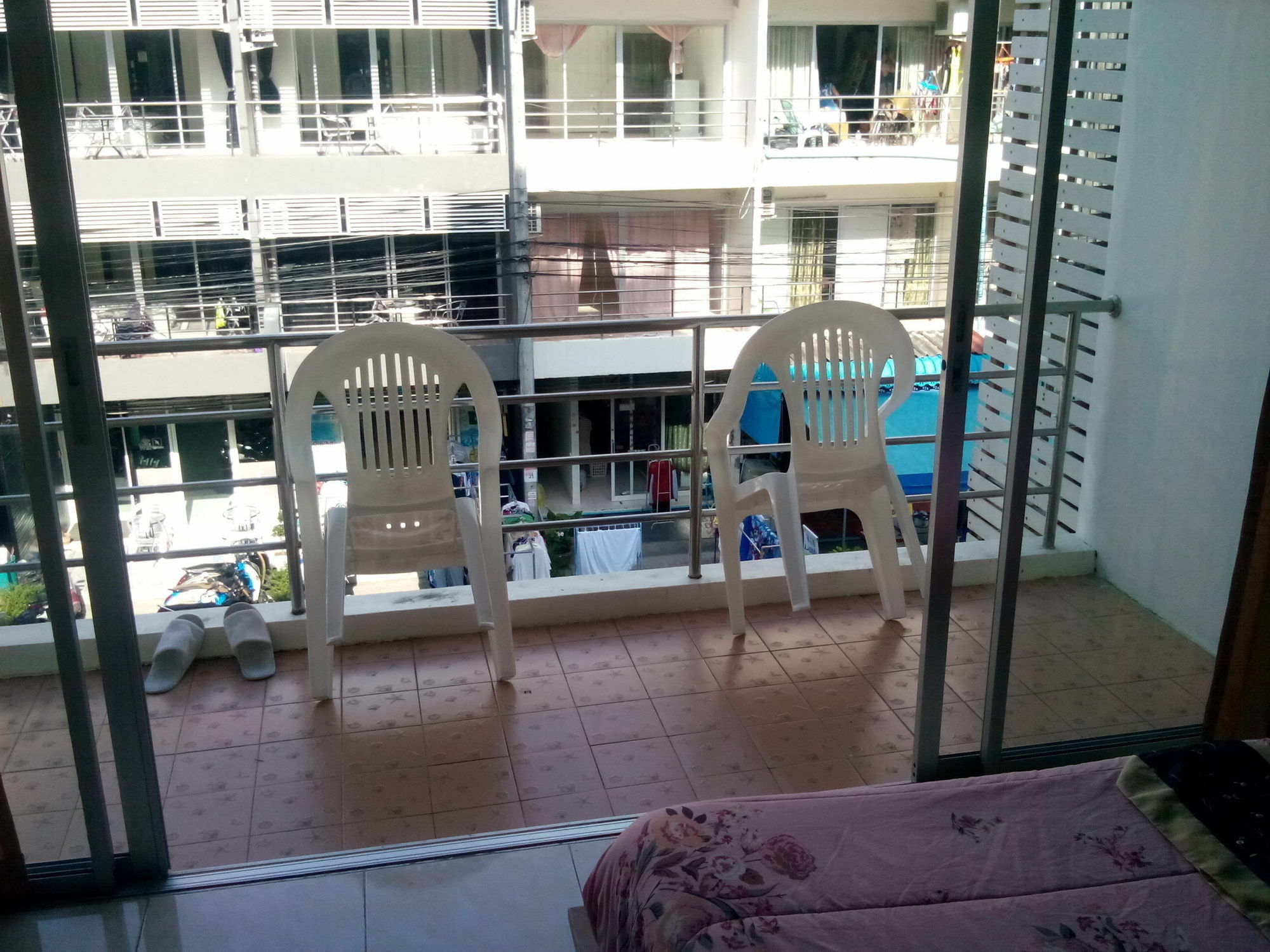 Sunshine Guesthouse Patong Exterior photo